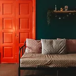 Unique 2 Bedroom In The Old Town Apartment